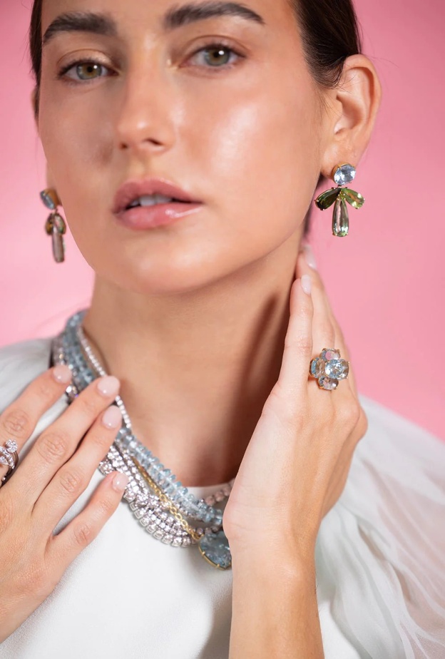 أجمل مجوهرات الأكوامارين لهدايا مولودات مارس