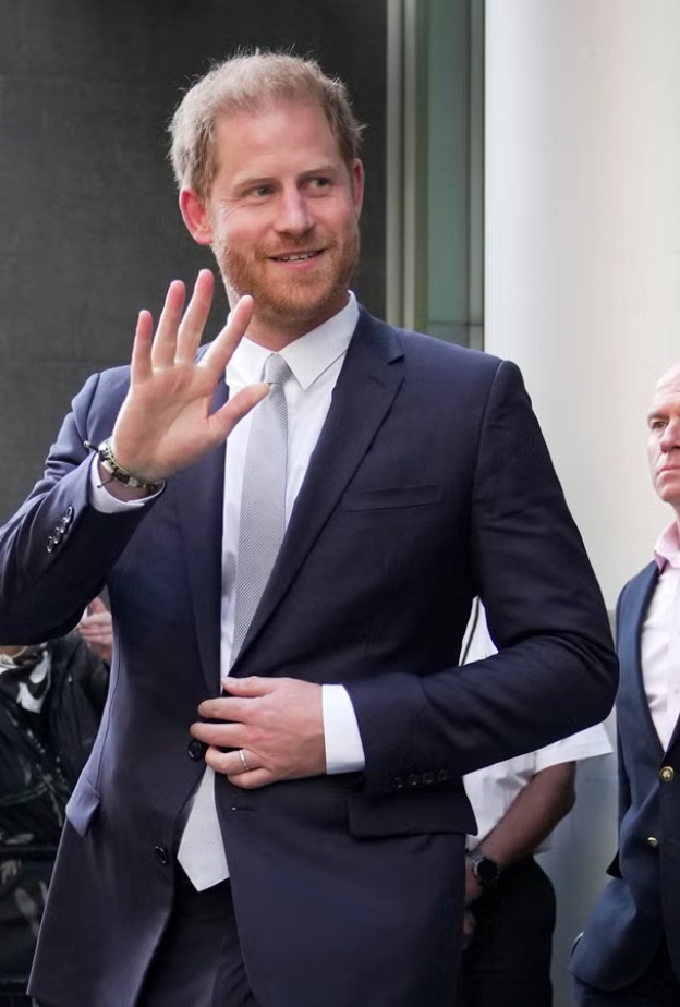 الأمير هاري يعلن استئنافه قرار تخفيض حمايته الشخصية