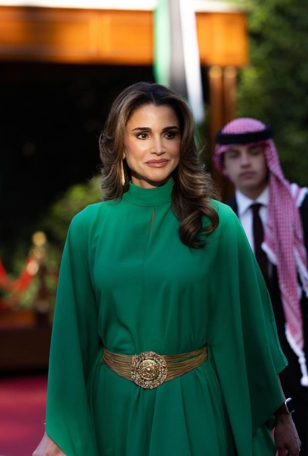 مجوهرات الملكة رانيا الأنيقة