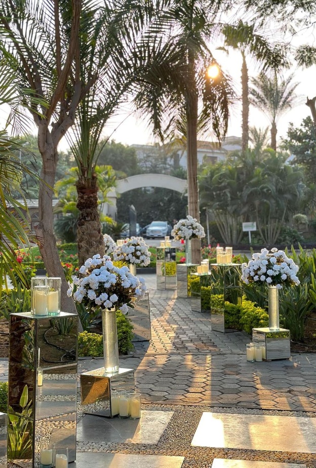 حفل زفاف في حض الطبيعة في Seasons Country Club