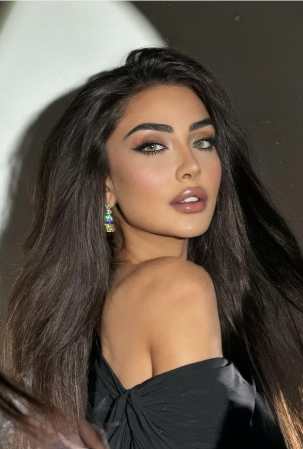 إليك كيفية تحديد الفك على طريقة نجمات مسلسلات شهر رمضان 2024