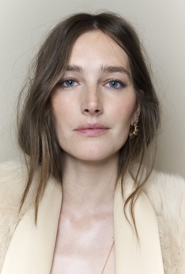 حقن السكلبترا للبشرة..ما هي أبرز مخاطر وآثارها الجانبية على الوجه؟