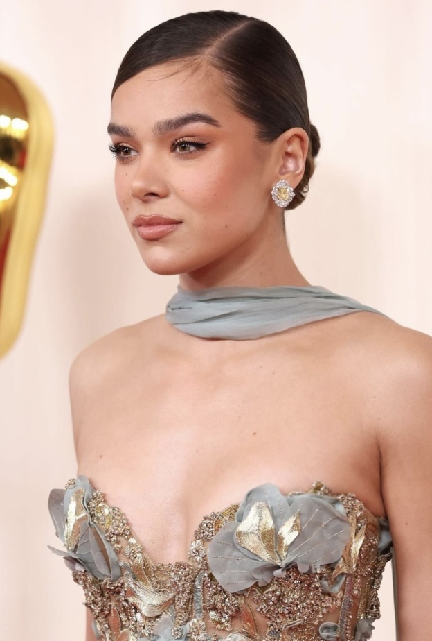 شوبارد تزيّن إطلالة المشاهير بقطع فاخرة ومميزة