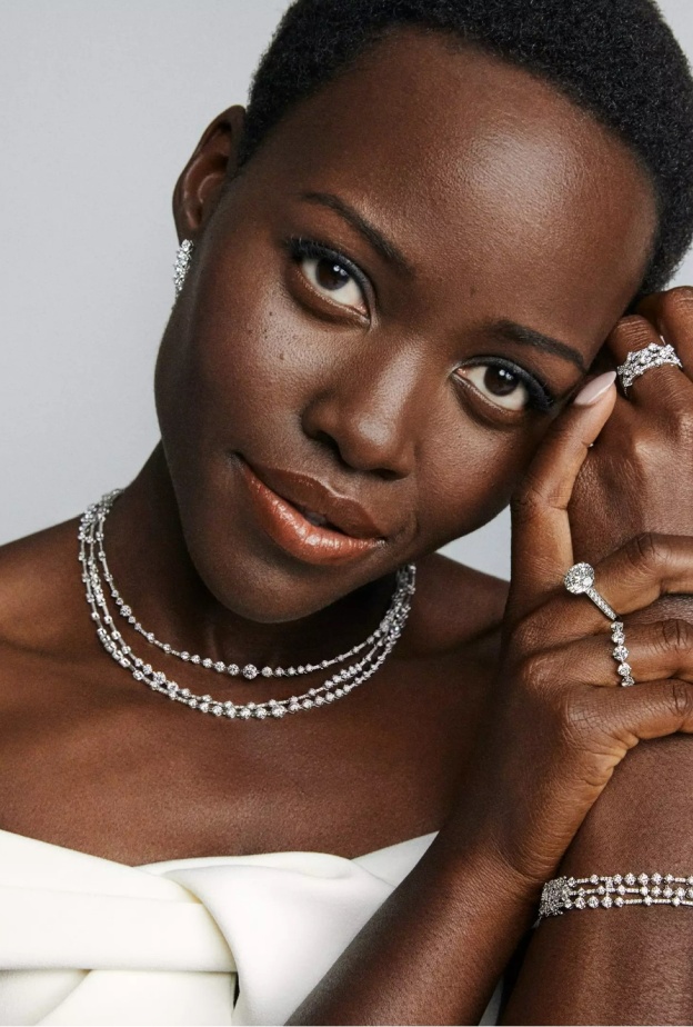 ما هي أندر ألوان الألماس؟