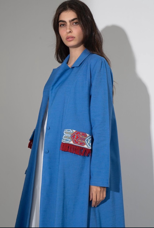 عباءة مستلهمه من نقوش السدو -1