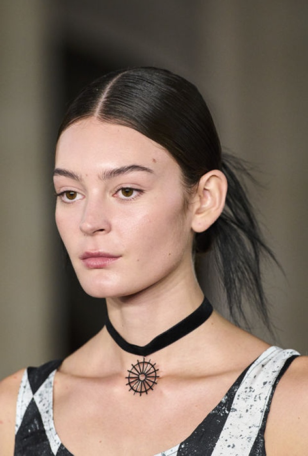 كيف تخفين الهالات السوداء بأجدد المستحضرات التجميلية