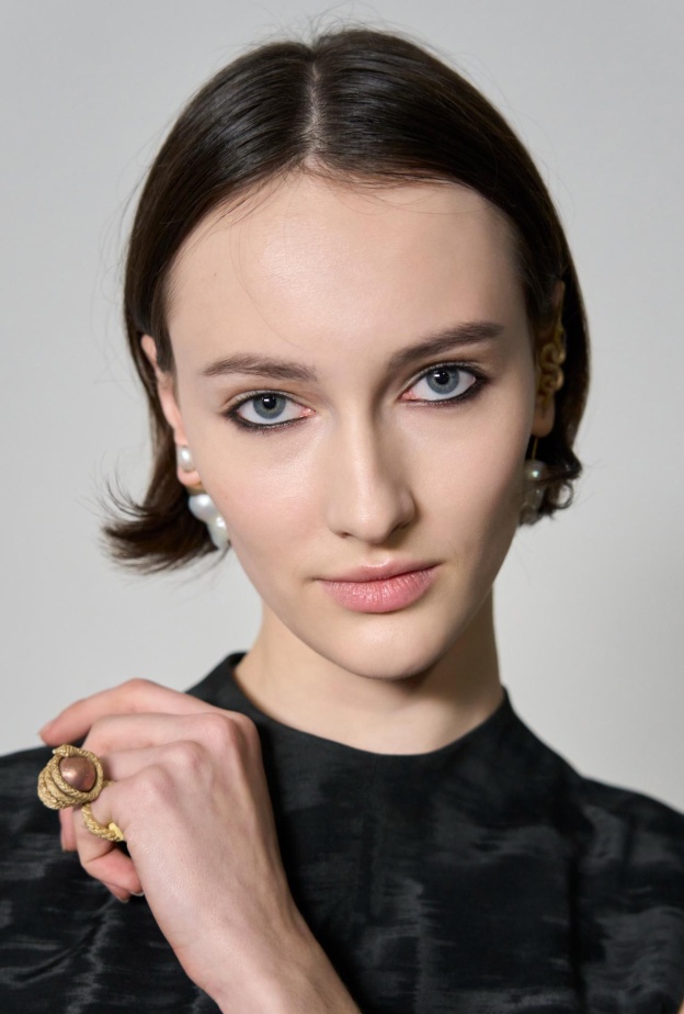 لا تدعي الإرهاق يتسلل إلى بشرتك.. كيفية التغلب على الترهل خلال ليالي رمضان