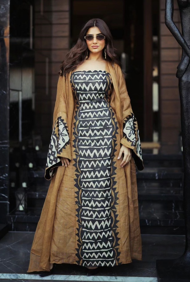 اطلالات رمضانية محتشمة تلهمك بها مي عمر نجمة مسلسل "نعمة الأفوكاتو" 