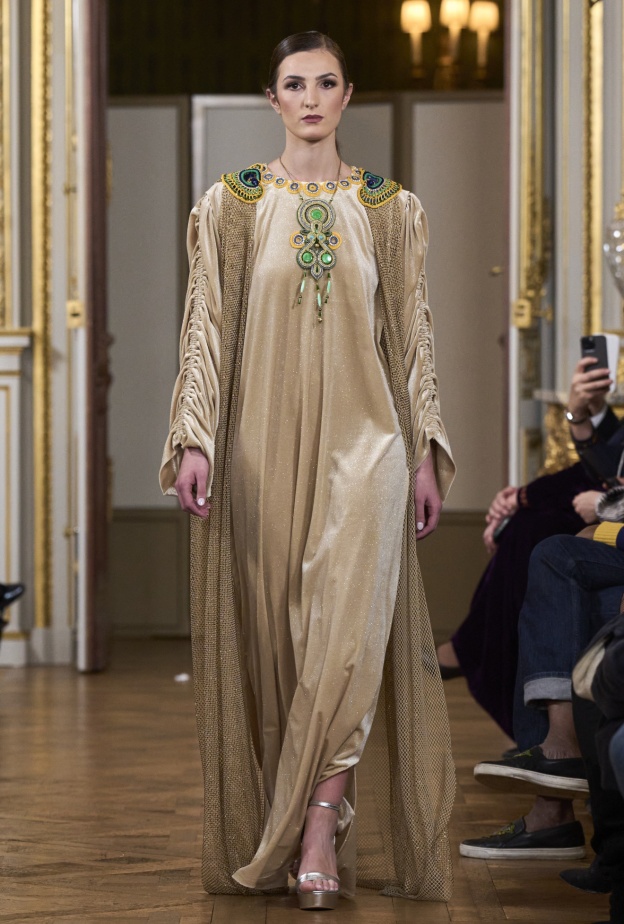 واكبي أبرز صيحات الموضة في رمضان 2024 بقفاطين وتصاميم رمضانية محتشمة