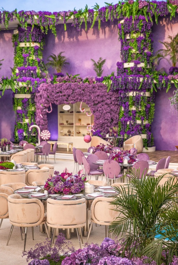 ثيمات زفاف باللون البنفسجي لصيف 2024...عندما تجمتع الرومانسية مع الجمال!