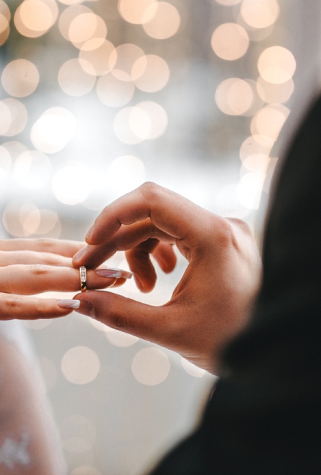 قبل تحديد تاريخ زفافك اليك الأشهر الجيدة التي تجلب الحظ لزواجك