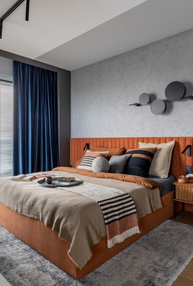 السجاد من الكماليات التي تضيف لمسة جمالية مميزة لغرفة النوم