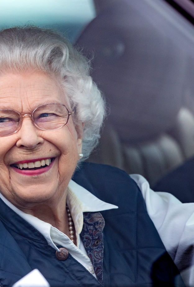 الملكة القائدة