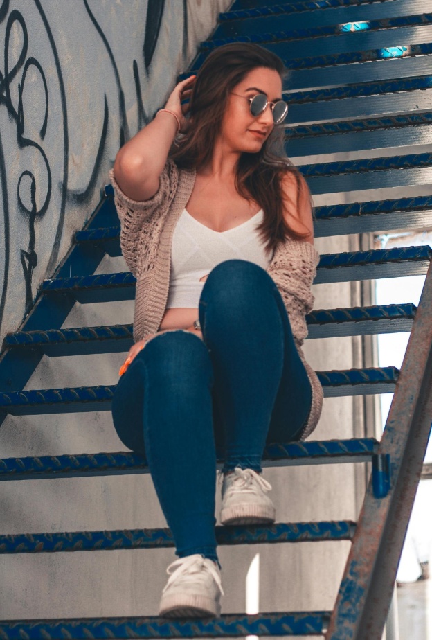 شكلٌ من أشكال النشاط البدني للحفاظ على رشاقتكِ ... إليكِ فوائد صعود السلالم