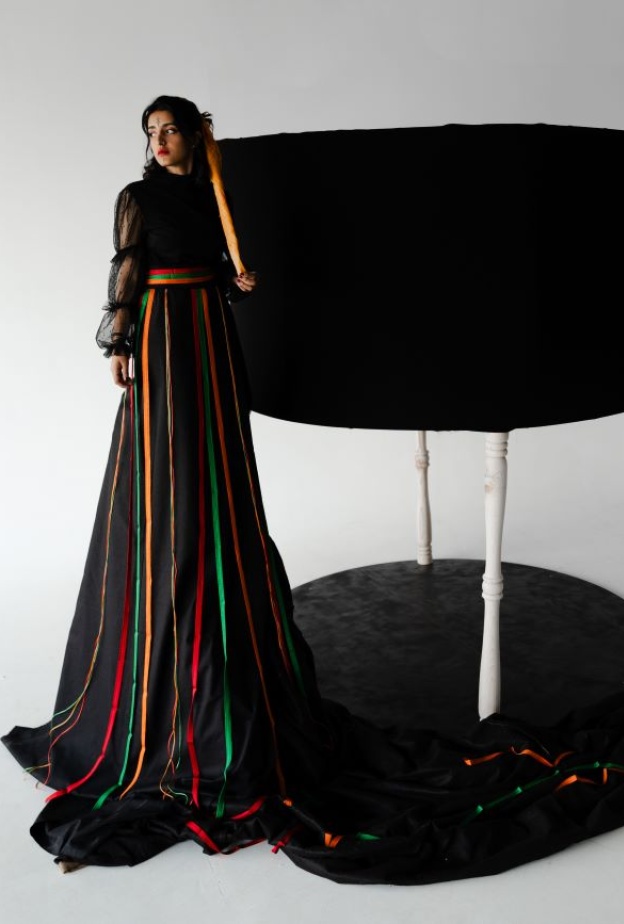 خاص "هي": قصة نجاح الفنانة السعودية المبدعة المتخصصة في الطباعة الفنية "سمر المالكي"  