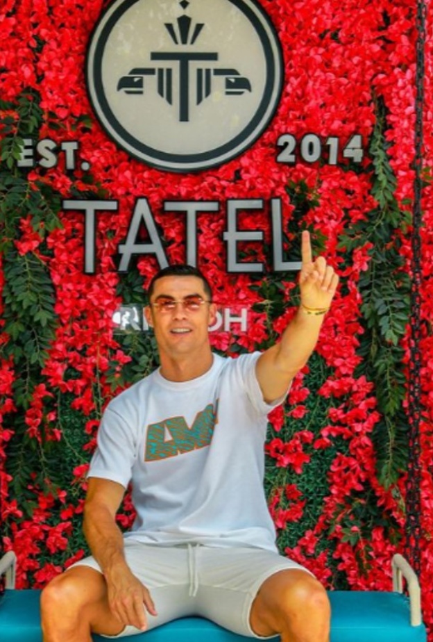 عيشي تجربة النجوم واستمتعي بتناول أشهى المأكولات في أشهر المطاعم في المملكة