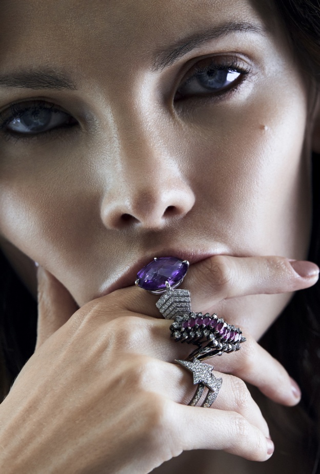 مجوهرات JUDE JULES