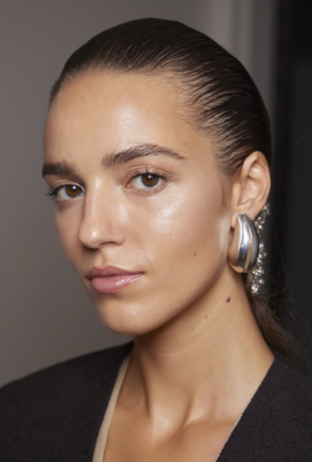 كوني جزءاً من منظومة الإستدامة مع استخدامك لمجموعة مستحضرات تجميل تعكس الوعي البيئي