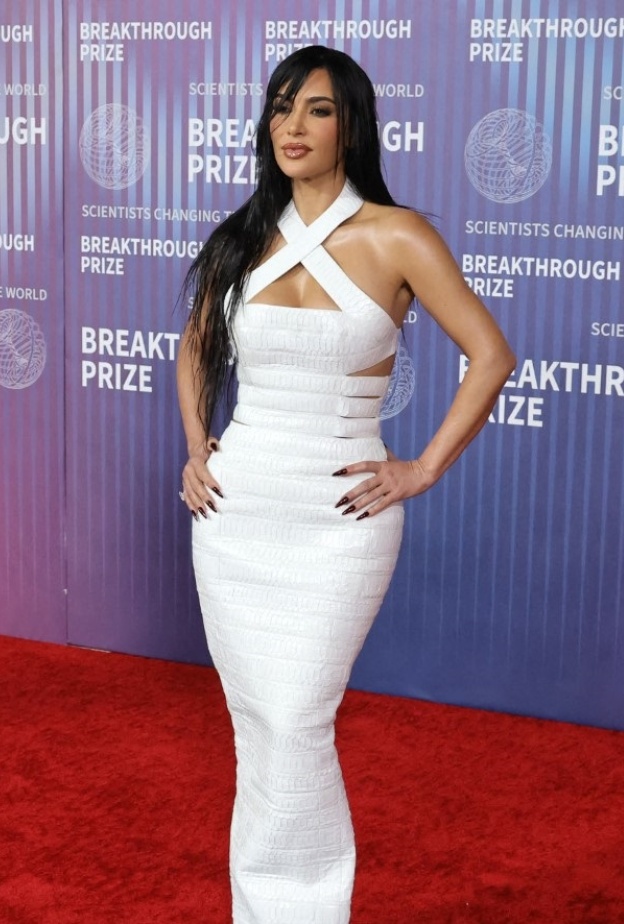 كيم كارداشيان