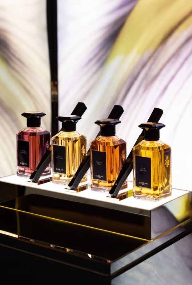  Guerlain تقيم حفل عشاء فاخر مع إطلالات على برج خليفة  احتفاءً بتشكيلتها PARFUMERIE D’ART 