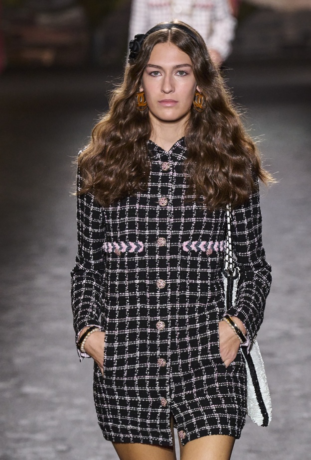 زرار دار Chanel 