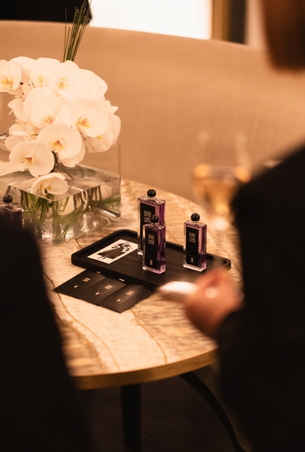 "لا فيل تور دو فير" La fille Tour de Fer