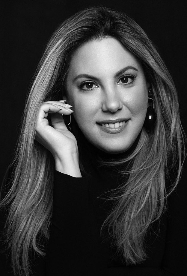 تم تعيين المصممة يونانية المولد "ماري كاترانتزو" كأول مديرة إبداعية للسلع الجلدية والإكسسوارات لدى دار "بولغري" وهو منصب حديث الإنشاء في العلامة العريقة 