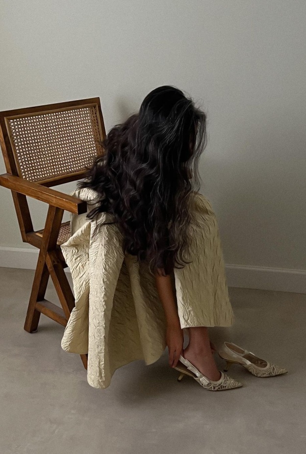 المؤثرة رهف الحربي تختار لـ"هي" 11 قطعة لإطلالة كلاسيكية في عيد الفطر 