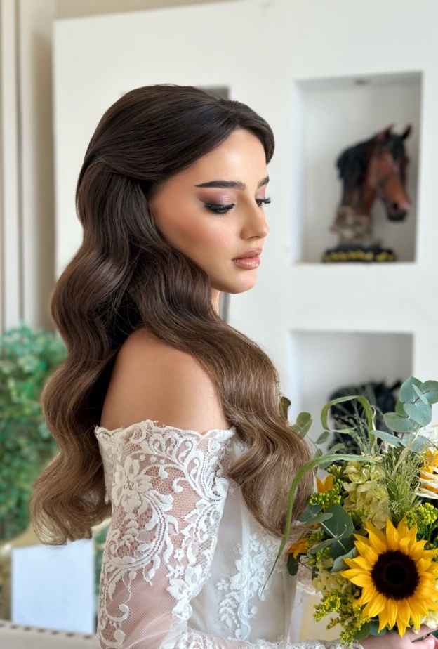 من تسريحات العرايس من مصففة الشعر السعوديه ملاك المحمود