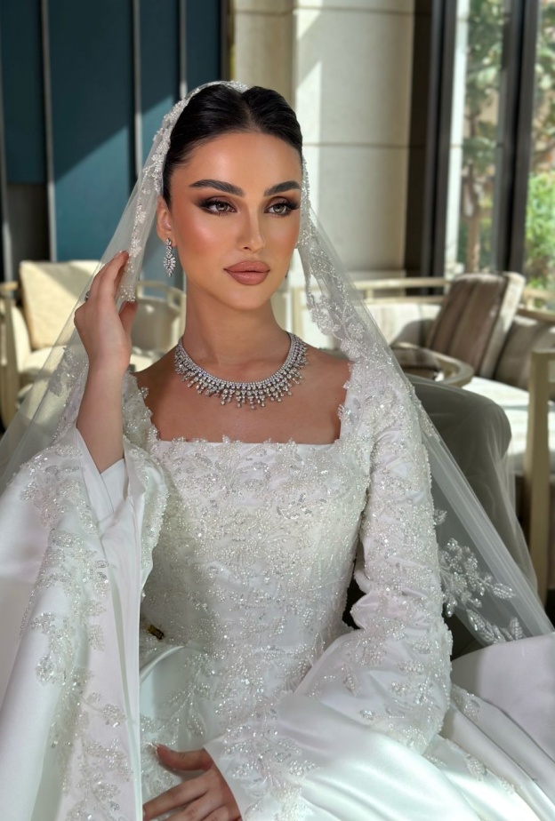 من مكياج العرايس من خبيرة المكياج زينه عادل