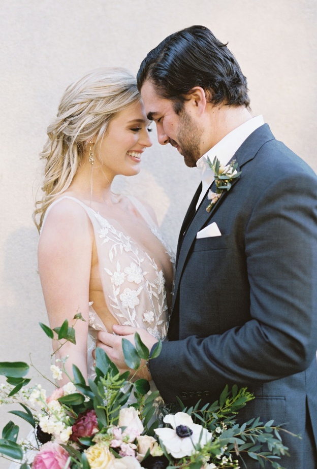 تعرفي على أهم بنود ميزانية حفل الزفاف ونصائح عملية لضبطها وإدارتها