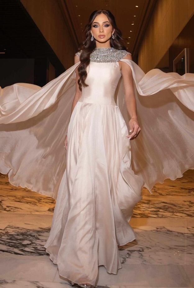 اطلالات مميزة وأنيقة لعروس العيد على طريقة النجمات