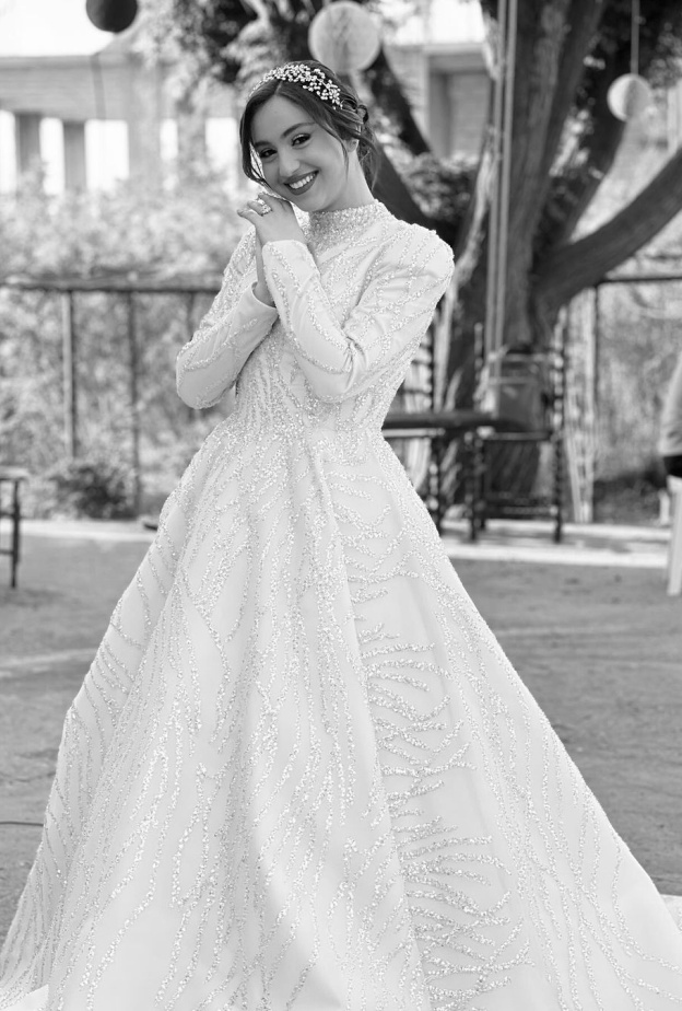 بين أعراس المسلسلات الرمضانية والاعراس الحقيقية.. نجمات تألقن بفساتين الزفاف في الربع الأول من 2024