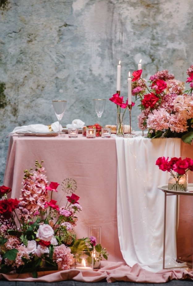 نصائح مفيدة للعروسين لتنسيق أجمل حفلة خطوبة مثالية