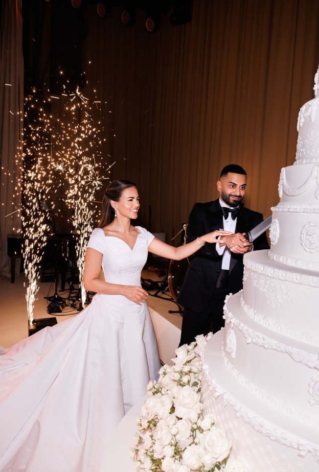 احتفالات زفاف ندى وعمر كاماني تستمر لعدة أيام