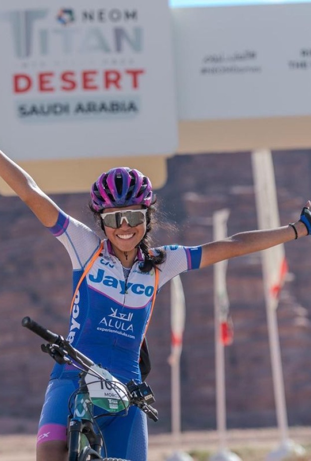 الدراجة مروج عادل.. موهبة سعودية تطمح لطرق أبواب العالمية