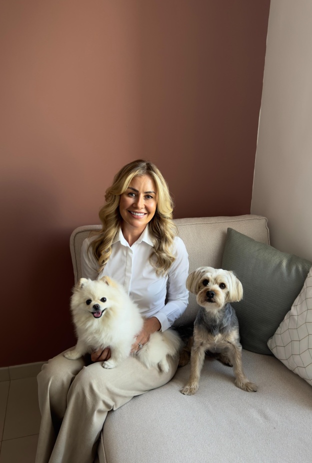 إدراك قيمة الأشياء والامتنان: دروسٌ تعلمتها ديبورا ديون من تجربتها مع التصلب المتعدد