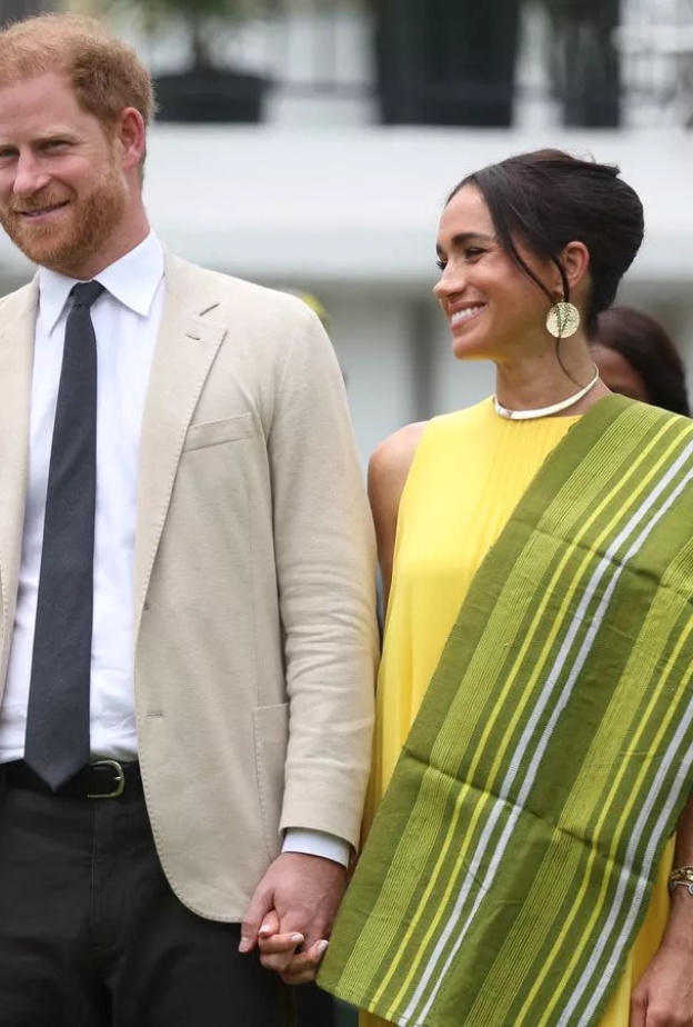 جولة هاري وميغان في نيجيريا تثير الجدل بسبب مضيفهما