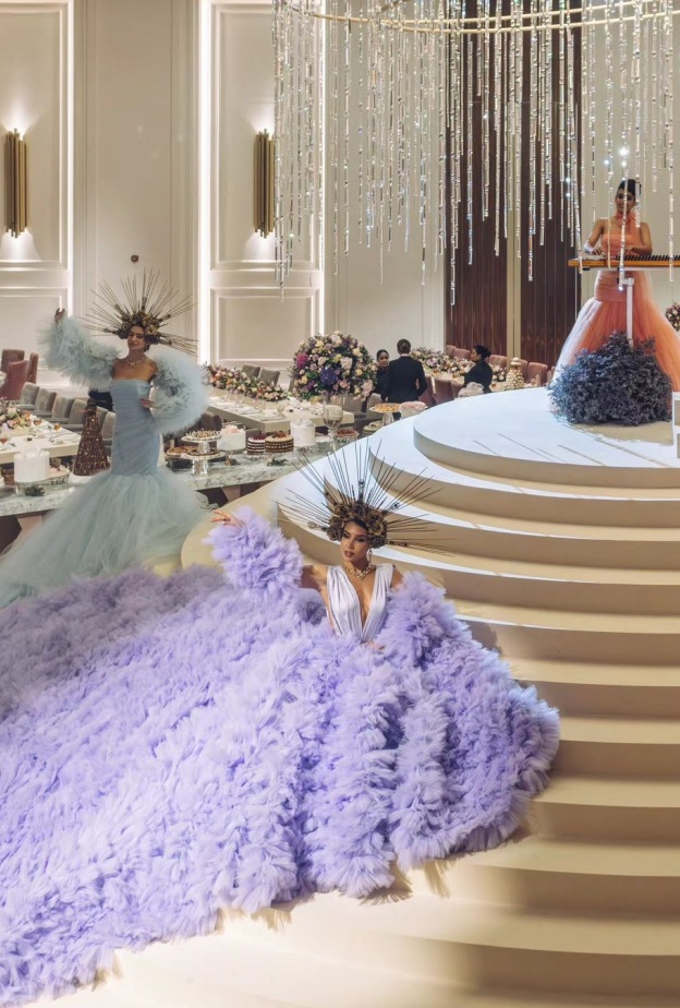 4اعراس سعودية فخمة بكل تفاصيلها من الديكور إلى الهدايا