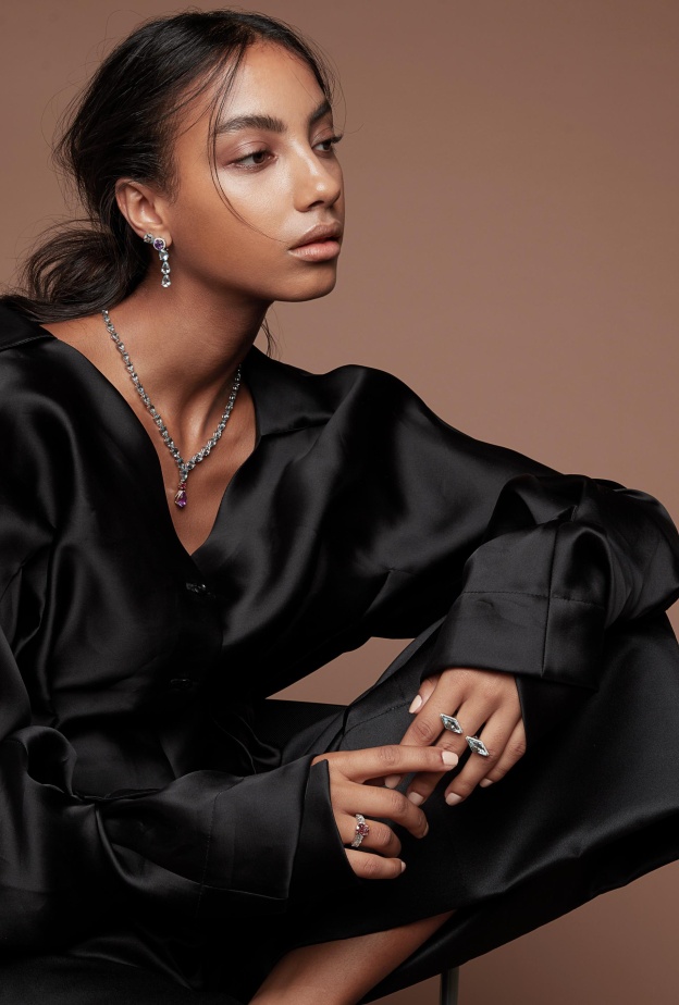 ما الفرق بين الأكوامارين والألماس