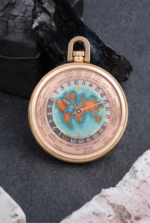 مزاد ساعات Antiquorum في جنيف يقدم قطع فريدة لعشاق جمع الساعات