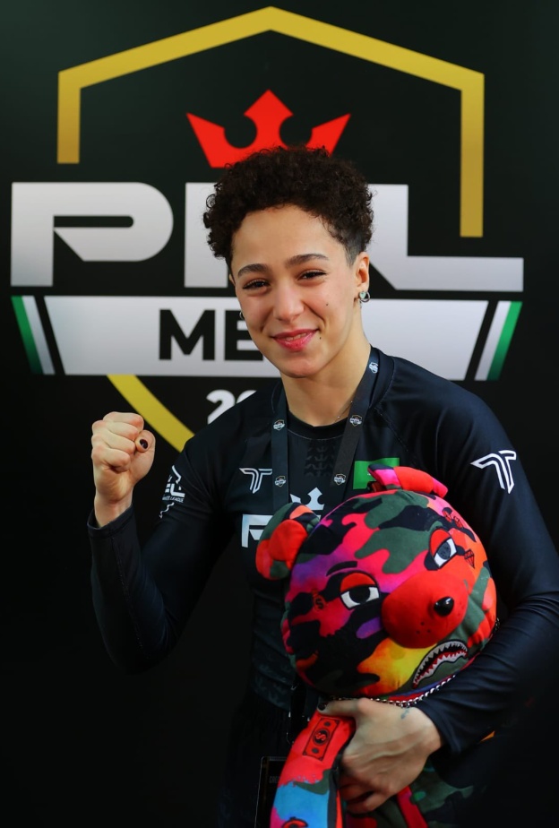 انتصرت بالضربة القاضية.. الملاكمة السعودية هتان السيف تحقق إنجازًا غير مسبوق 