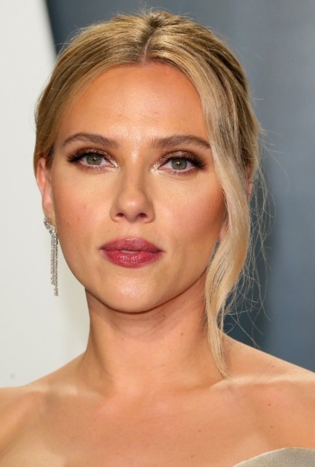 سكارليت جوهانسون