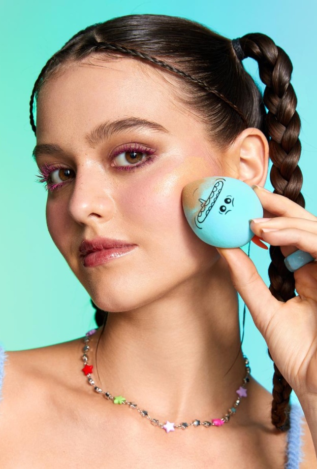 إسفنجة Mr. Meeseeks Beauty Sponge