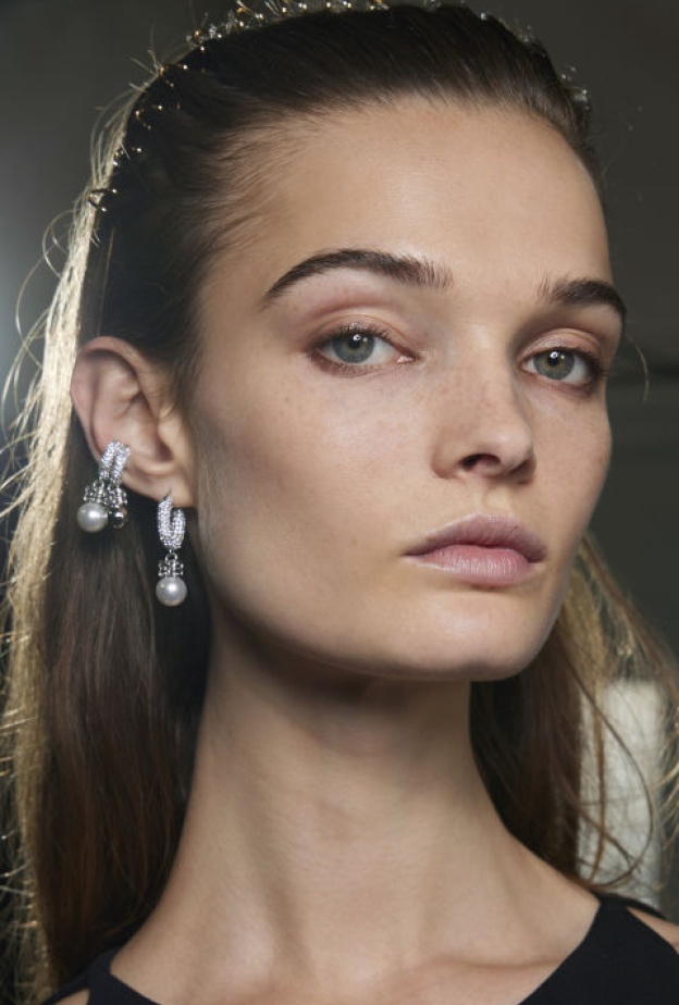 إكتشفي غسول الوجه المناسب لنوع بشرتك مع خياراتنا المجربة