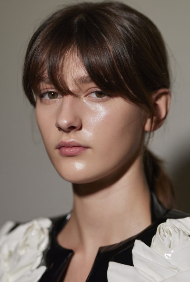 جربي خياراتنا من بدائل كريم الأساس لمكياج الجامعة اليومي