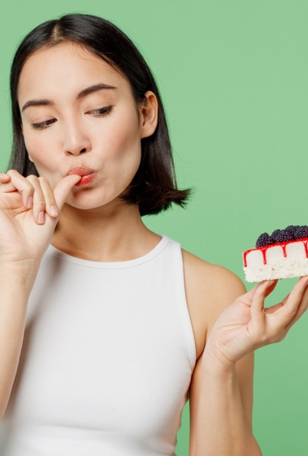 10 مبادئ للأكل الحدسي تساعدكِ في بناء علاقة صحية مع الطعم