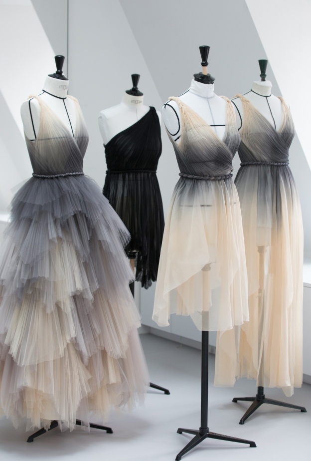 "ديور" Dior تُقدّم الليلتَين المُميّزتَين - "نوي رومان" Nuit Romaine و"نوي دانسيه" Nuit Dansée – في أوبرا دبي