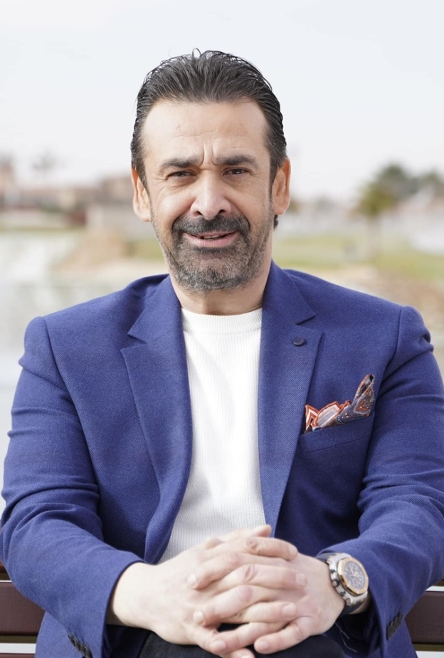 كريم عبد العزيز