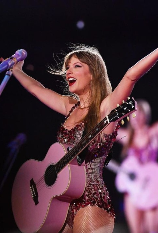 تايلور سويفت